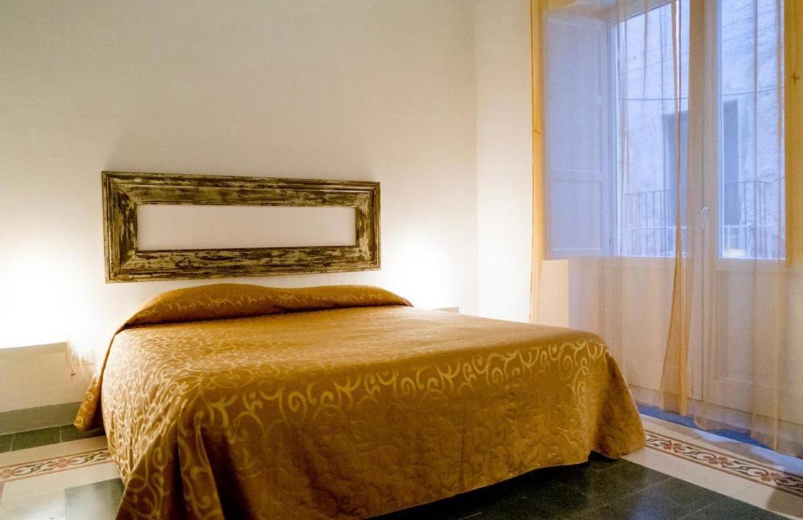 Angelo Apartments & Rooms Trapani Bagian luar foto