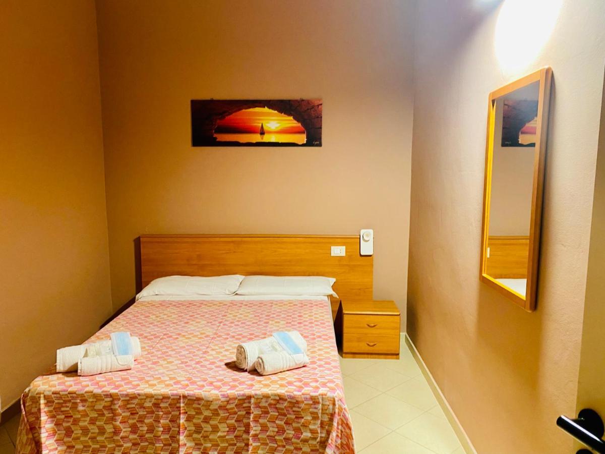 Angelo Apartments & Rooms Trapani Bagian luar foto