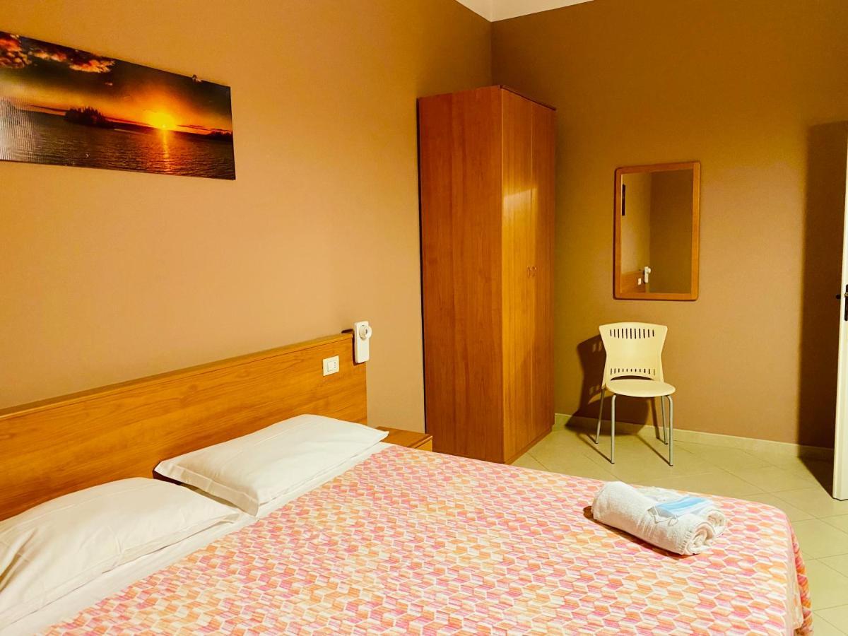 Angelo Apartments & Rooms Trapani Bagian luar foto