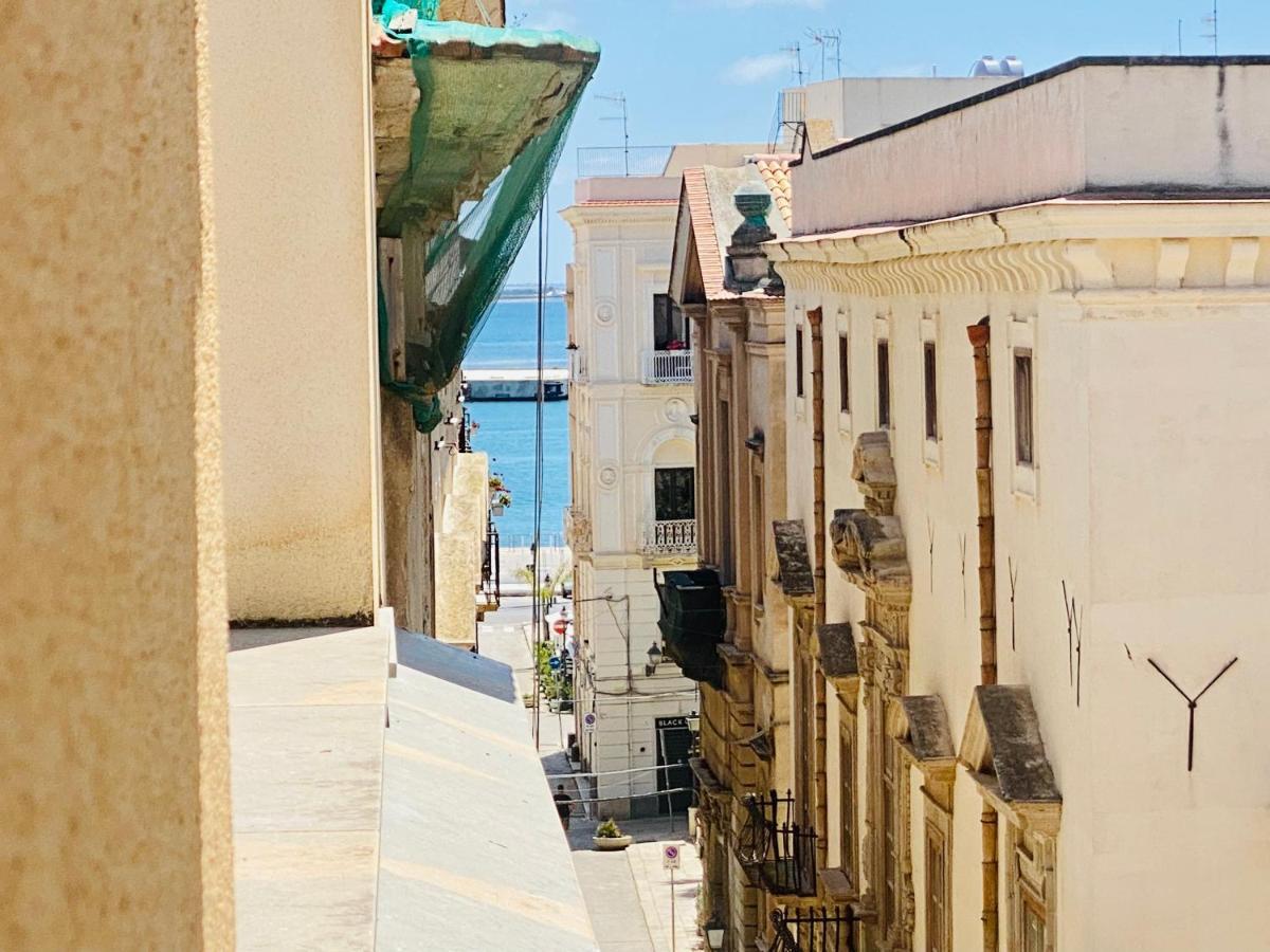 Angelo Apartments & Rooms Trapani Bagian luar foto