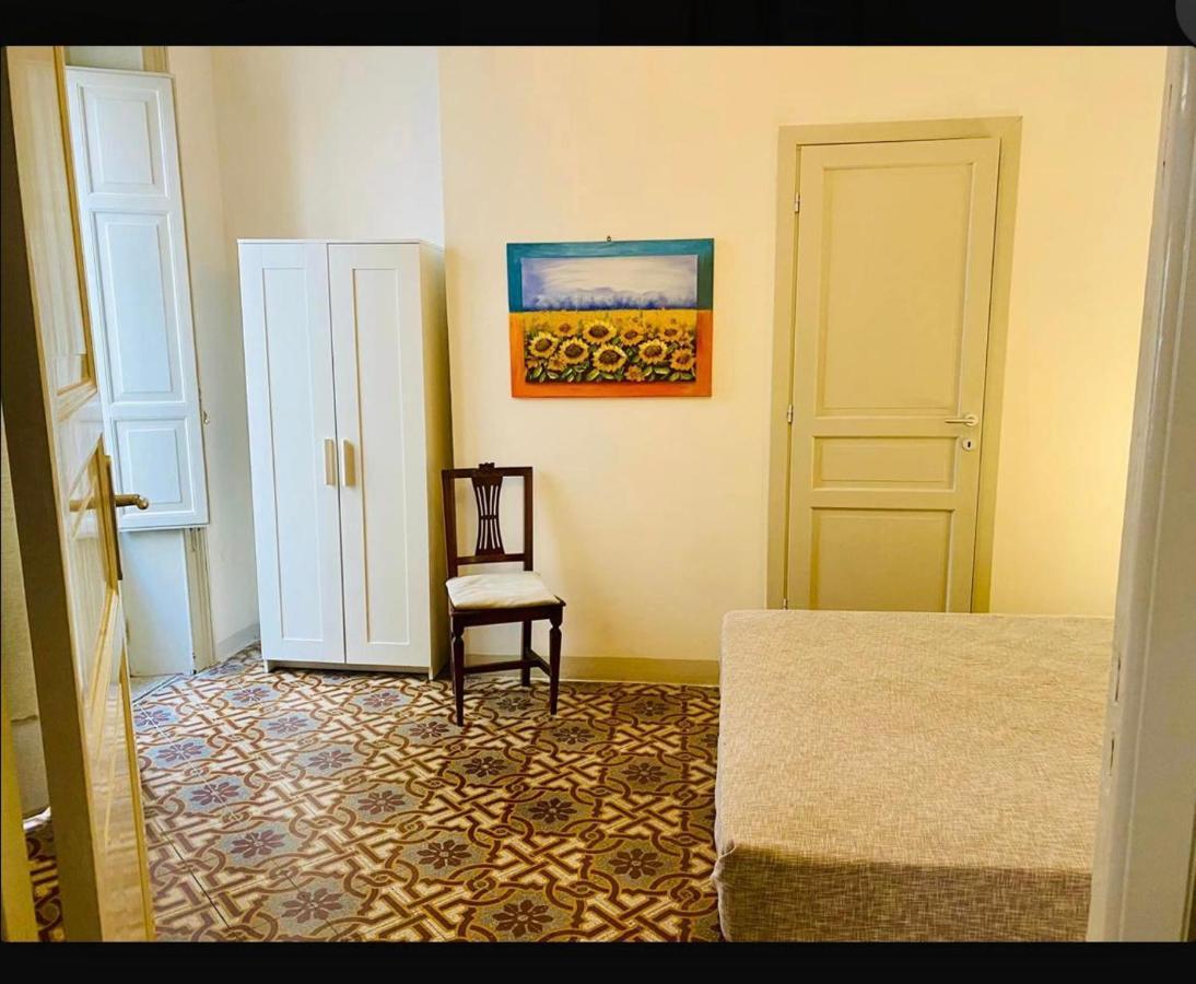 Angelo Apartments & Rooms Trapani Bagian luar foto